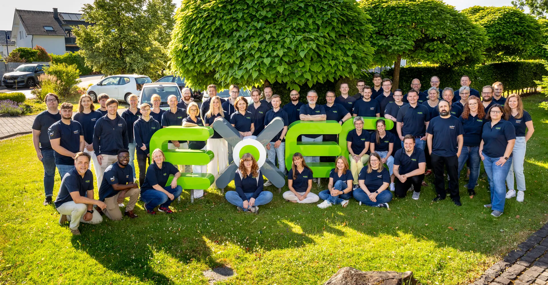 EXEC Mitarbeiterinnen und Mitarbeiter