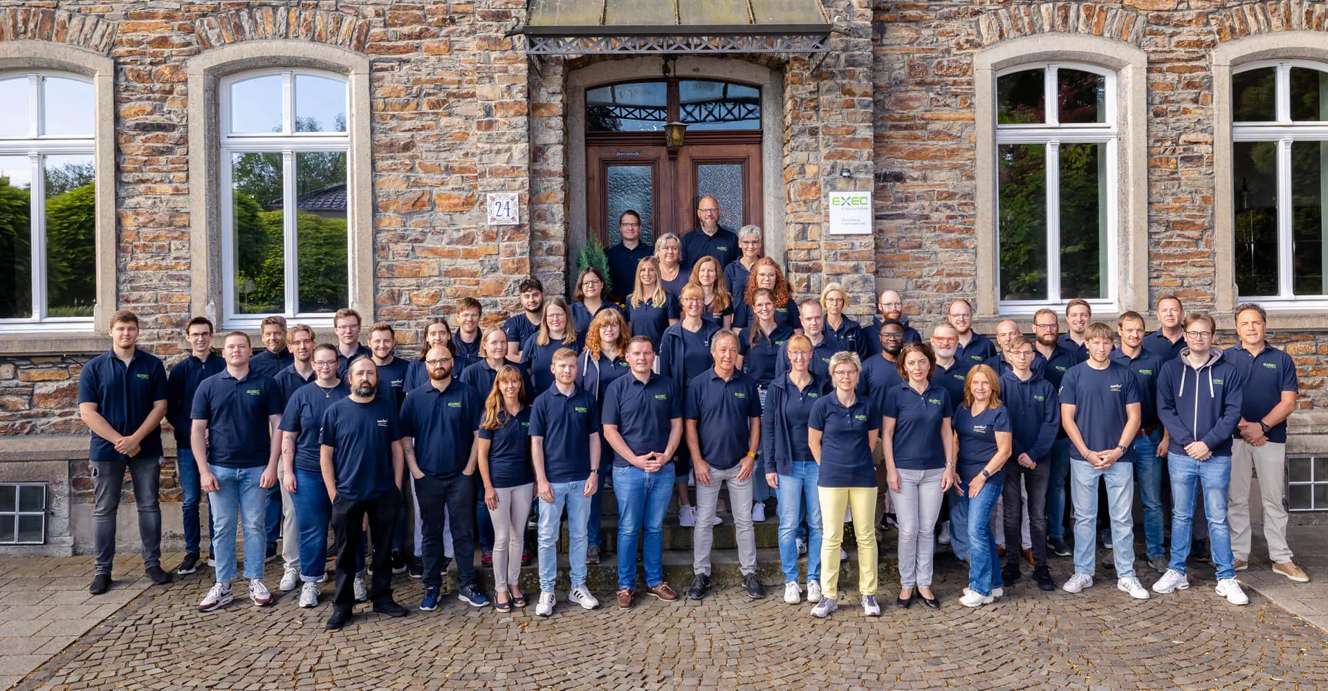Mitarbeiterinnen und Mitarbeiter bei EXEC